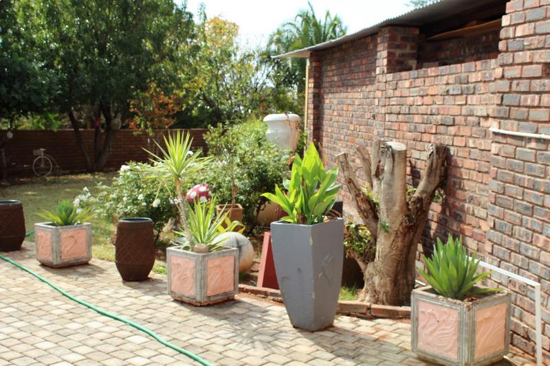 4 Bedroom Property for Sale in Keidebees Northern Cape